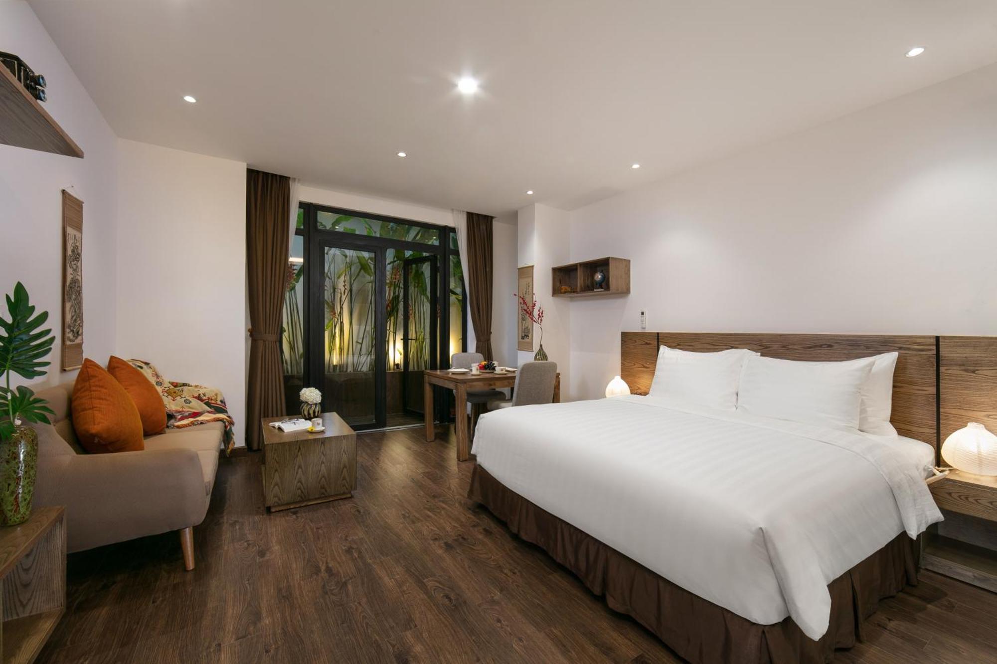 Bloom In Saigon - The Khách sạn 4*