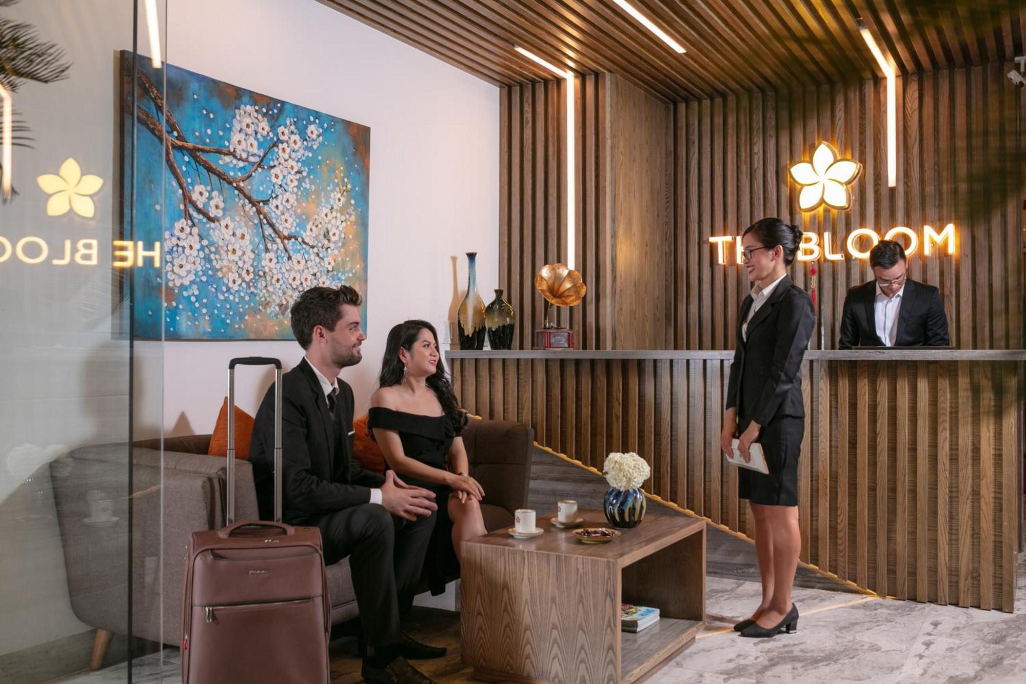 Khách sạn Bloom In Saigon - The 4*
