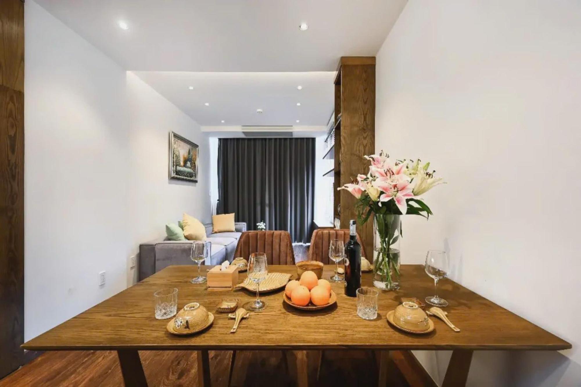 Khách sạn Bloom In Saigon - The 4*